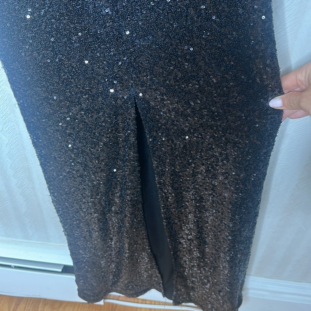 Charlotte Russe Emerald Sequin Long Sleeve Maxi Dress - Picture 5 of 8